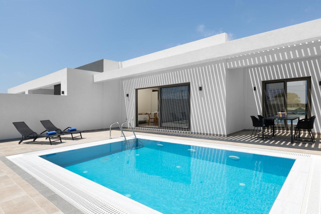 Armonia Suites Gennadi Bagian luar foto