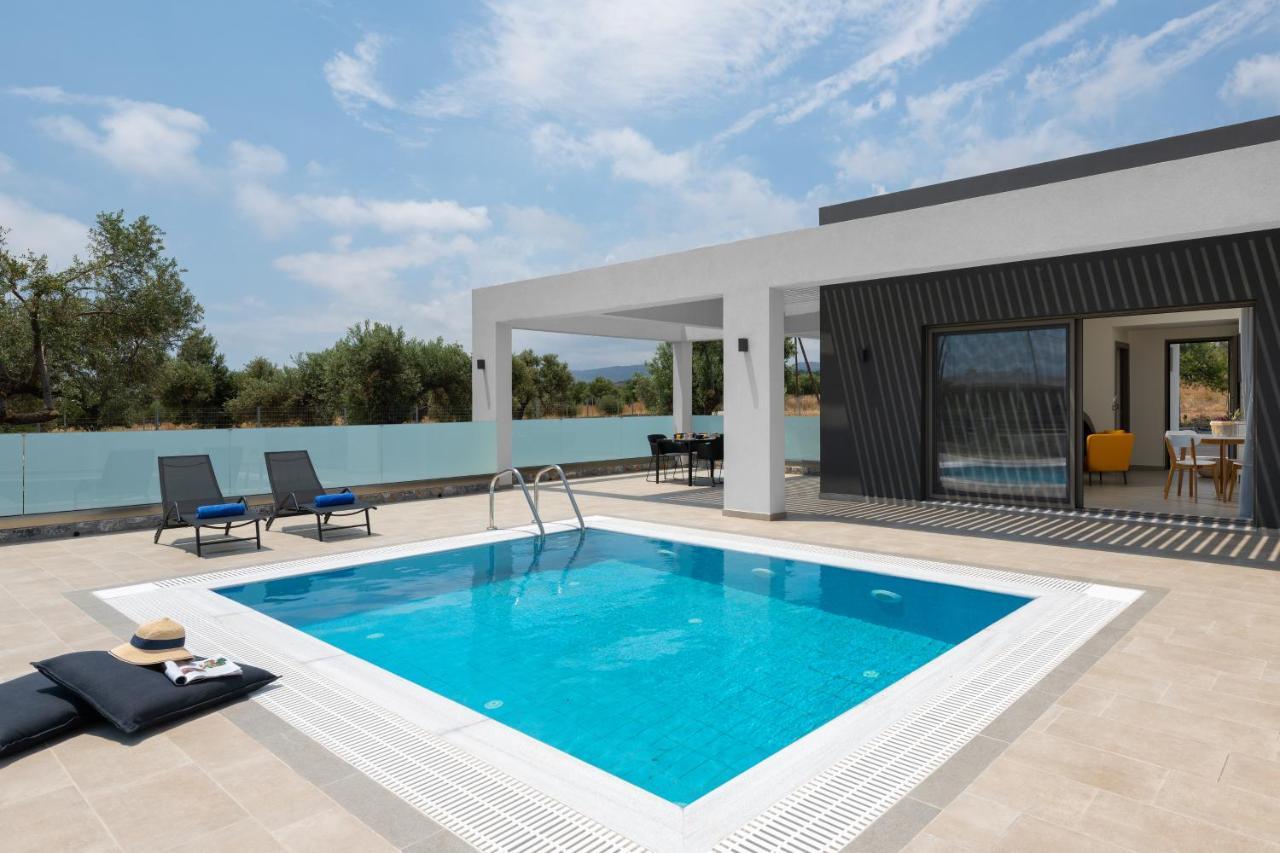 Armonia Suites Gennadi Bagian luar foto