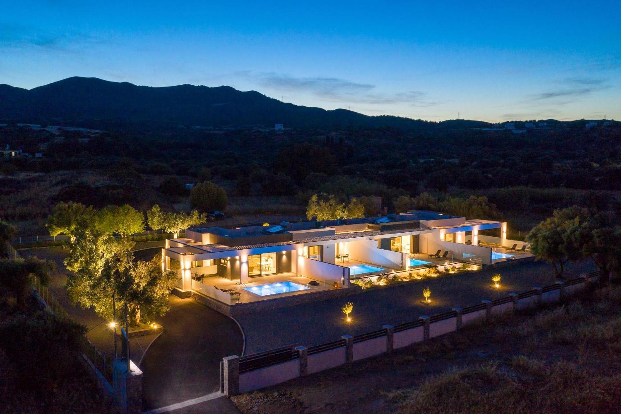 Armonia Suites Gennadi Bagian luar foto