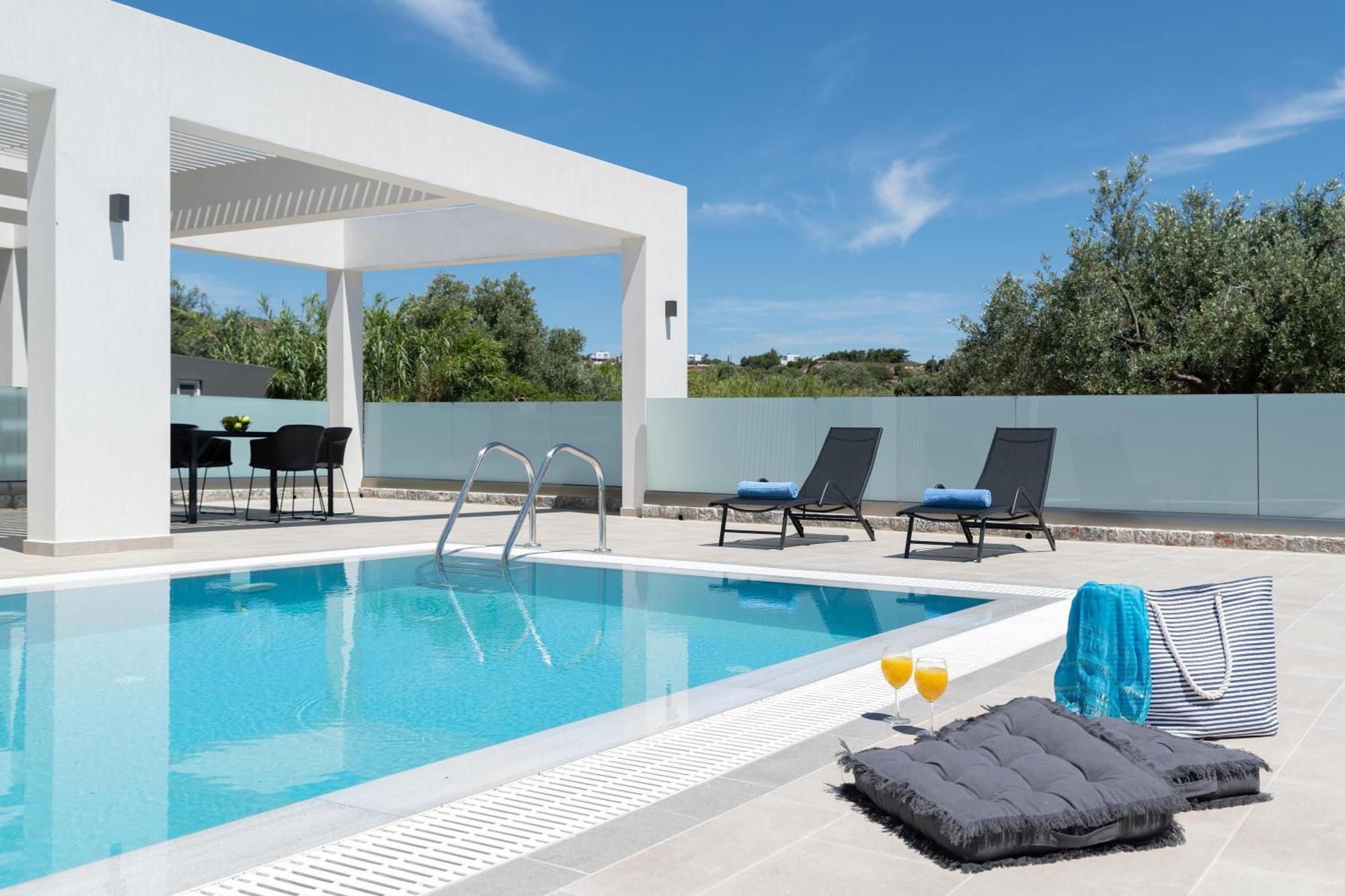 Armonia Suites Gennadi Bagian luar foto